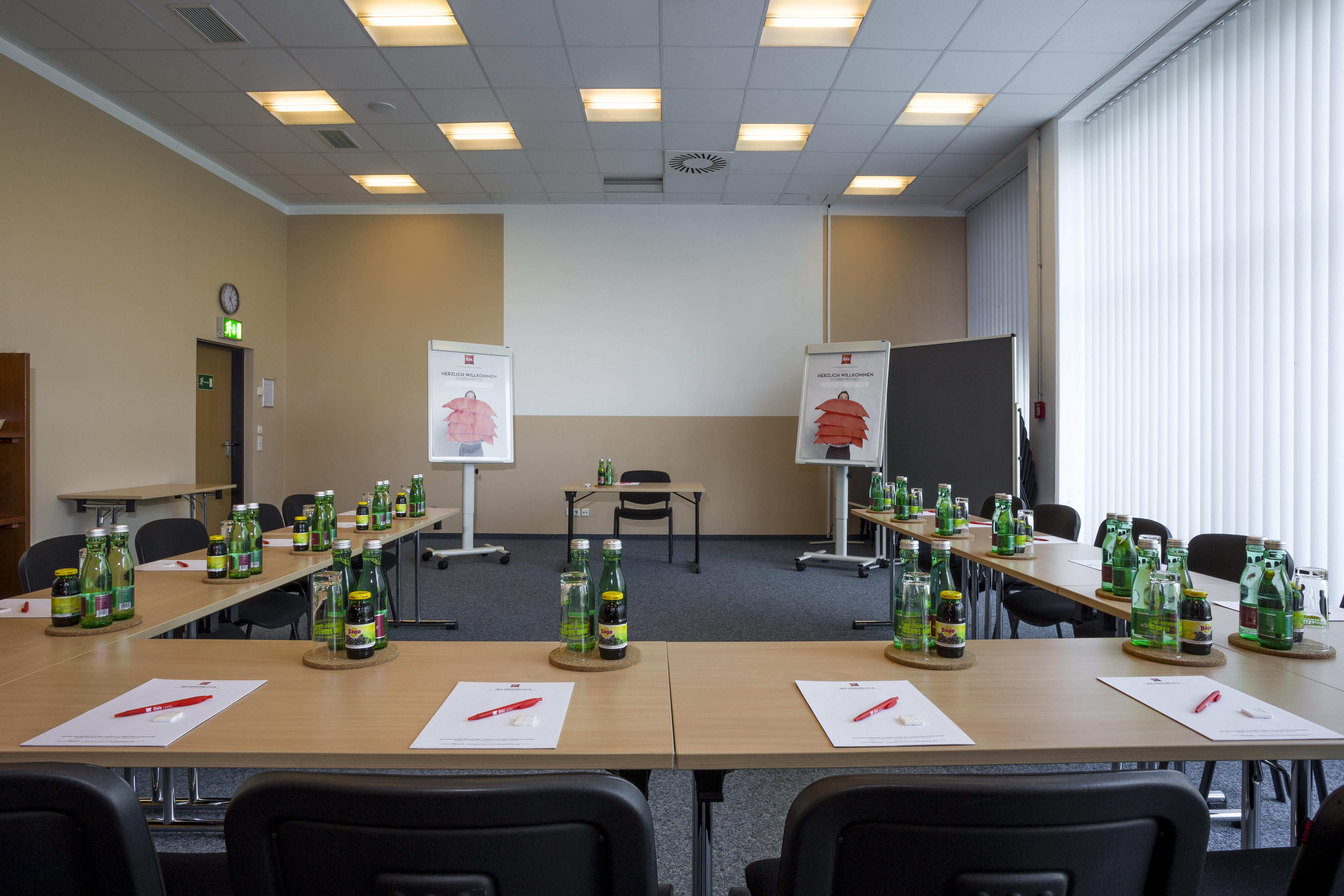 Ibis Woerthersee Пёрчах-ам-Вёртерзе Экстерьер фото